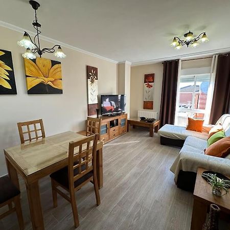 Апартаменти Piso En Linares Zona Centro Con Parking Gratis Екстер'єр фото
